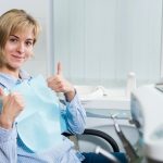 Одна из надежных клиник: как выбрать имплант для зубов